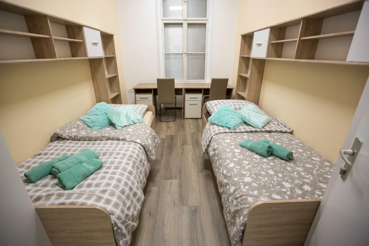Minidorm Rooms In Heart Of City Center Maribor Dış mekan fotoğraf